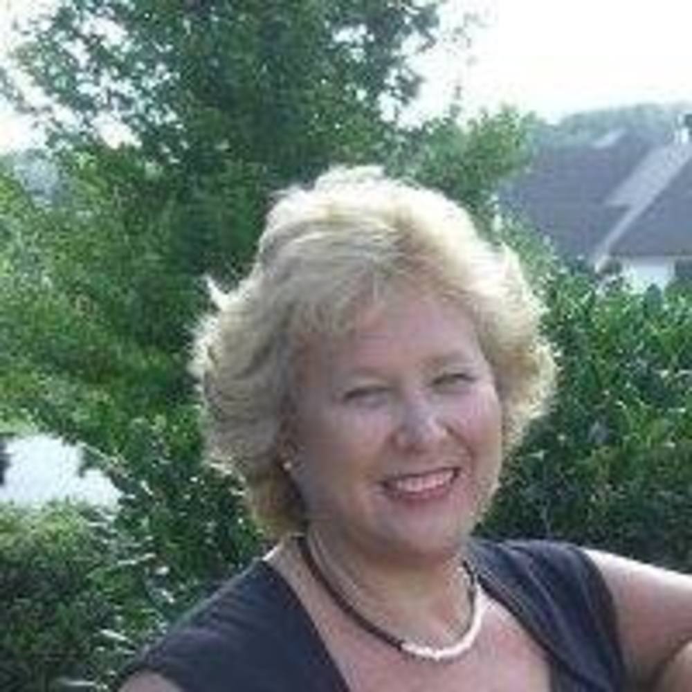 Meet your Posher, Tena